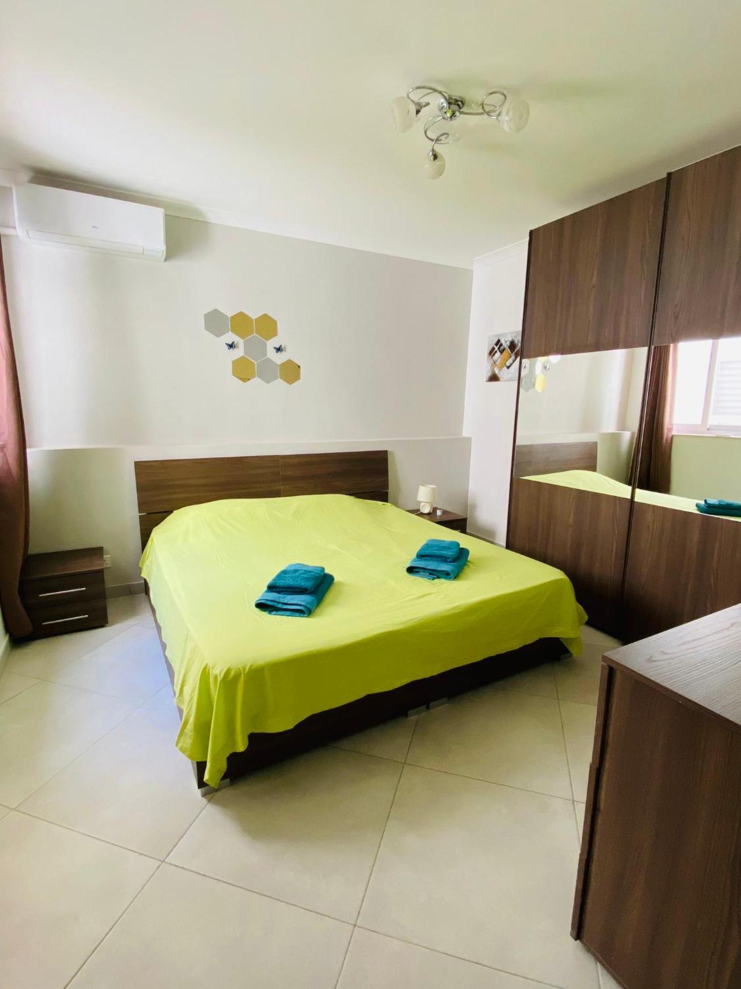 Mela Apartment 1 St. Paul's Bay Exterior foto